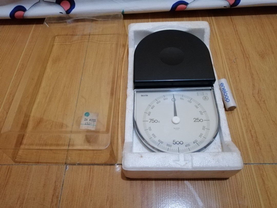 Tanita Non-Electric 1kg Mechanical Slim Kitchen Scale