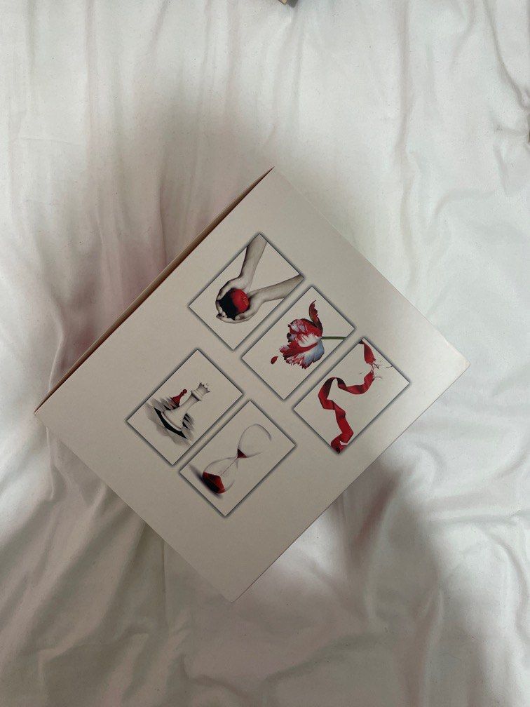 The Twilight Saga by Stephenie Meyer white boxed set (Category: Storybooks) located in San Pablo. Submitted by farrahdingal (Listing ID 1207424945, Image 2). Description: Brand new, never been read. .