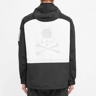 （分類：）位於 。 由 GDragon 提交（商品編號 1207514620，圖片 1）。簡介： 。