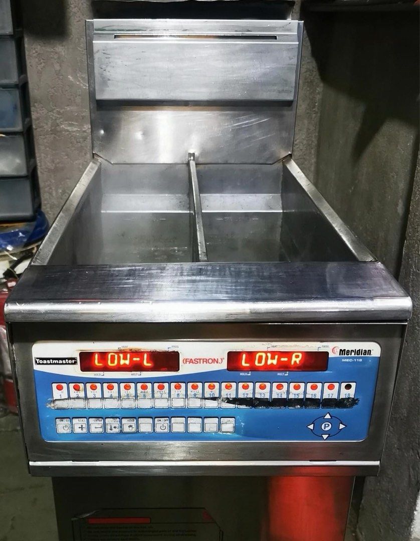 Toastmaster Meridian Deep Fryer, Furniture & Home Living, Kitchenware