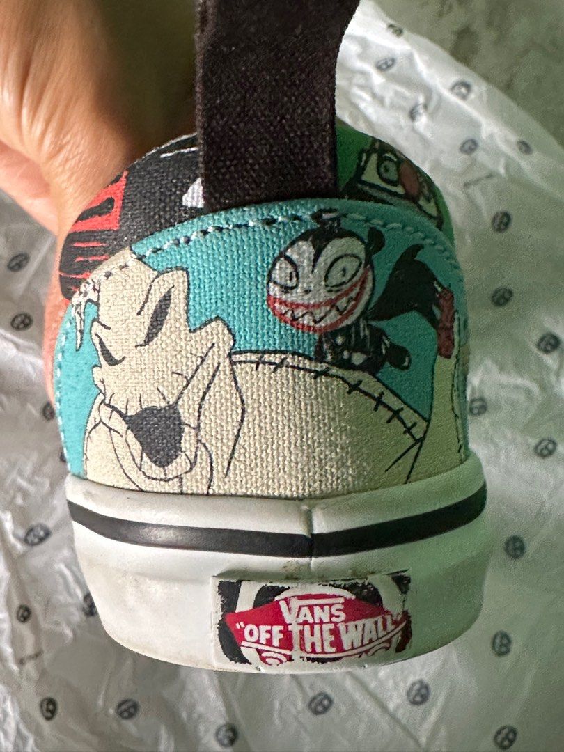 Character top vans toddler