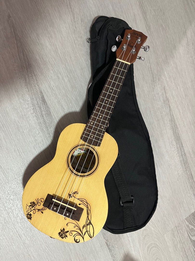 Ukulele Jimi, Hobbies & Toys, Music & Media, Musical Instruments on