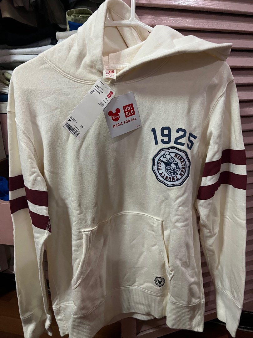 Uniqlo disney hoodie clearance
