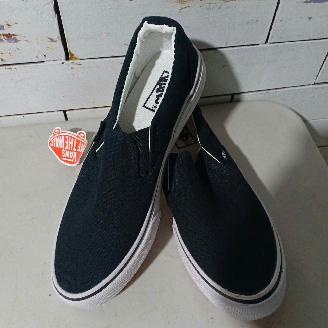 Vans shoes size 8.5 Clearance