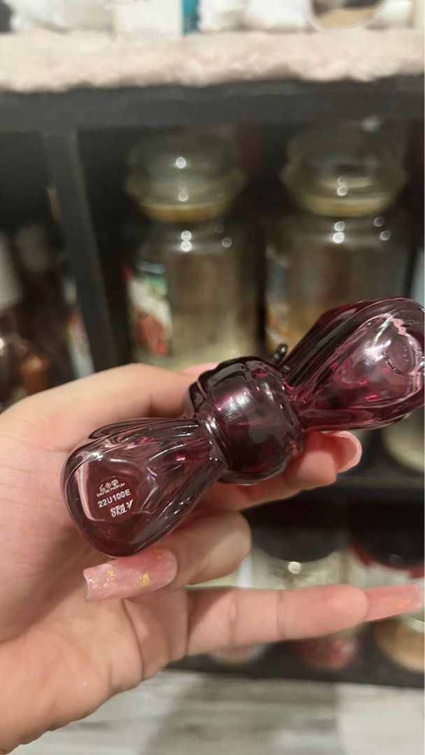 Viktor & Rolf Bonbon 50ml (Category: Fragrance & Deodorants) located in Caloocan City. Submitted by bbkimdeclutters (Listing ID 1207619644, Image 3). Description: abt 75% left.