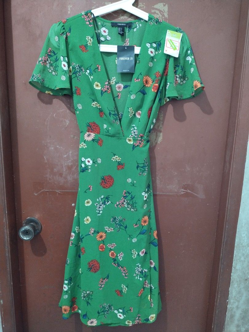 wrap around dress Women s Fashion Dresses Sets Dresses on Carousell