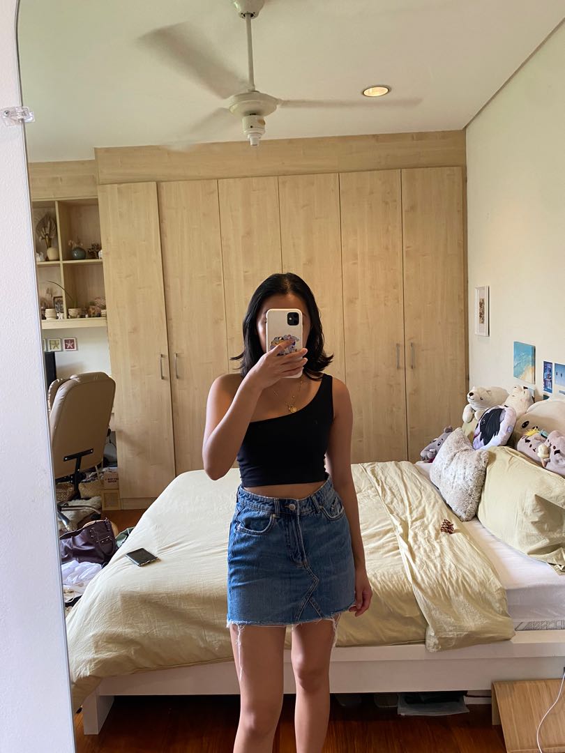 Distressed denim online skirt zara