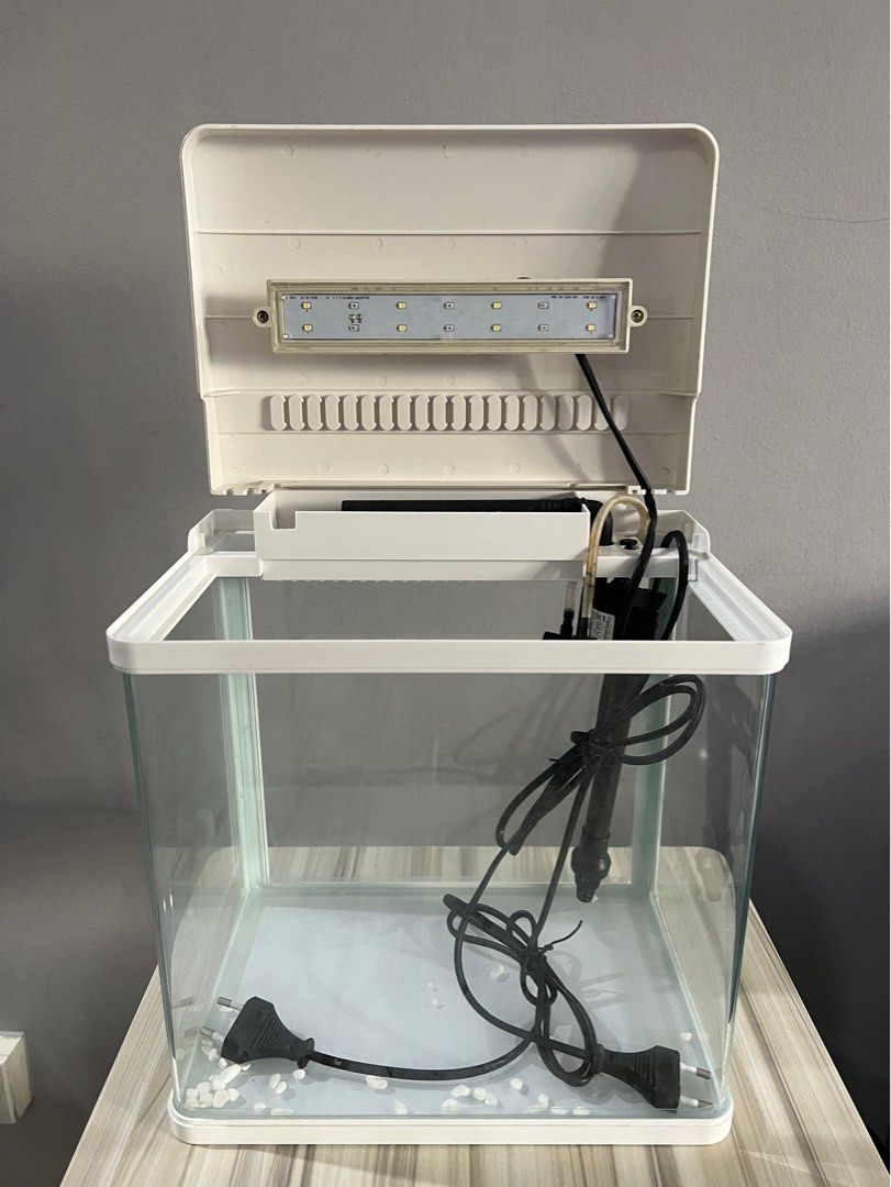 1.2 Gallon Aquarium Starter Kits , Aquariums Square Fish Tank with LED