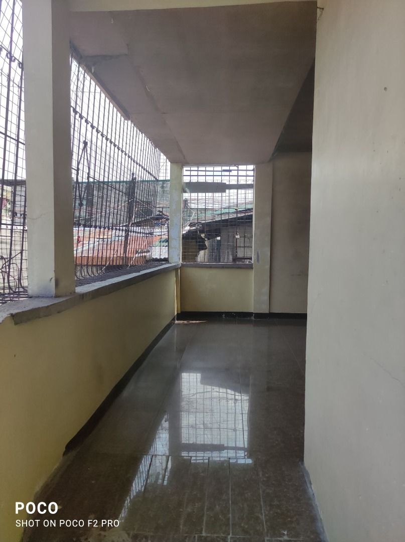 900k Only Up and Down H/L 65sqm lot 130sqm floor area in PH5 Bagong
