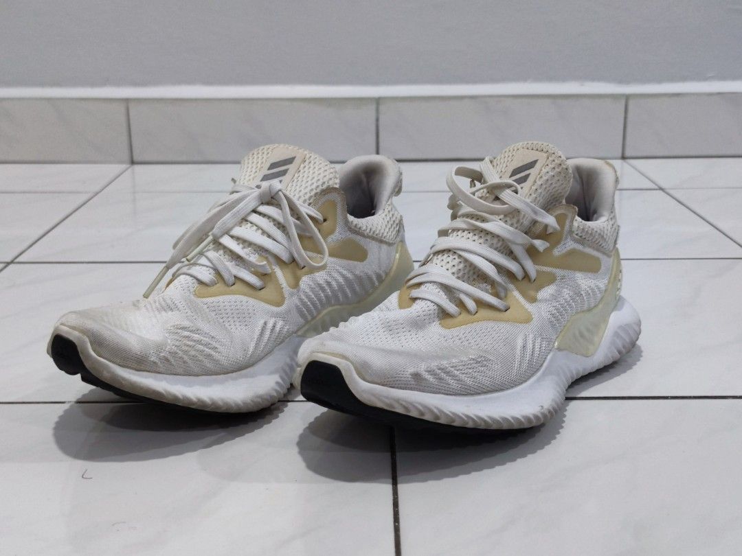 Adidas alphabounce cheap beyond outfit