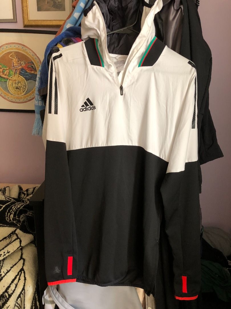 Imitación Girar fecha límite Adidas Tango Vintage Future Football Training Top (S), Men's Fashion,  Activewear on Carousell