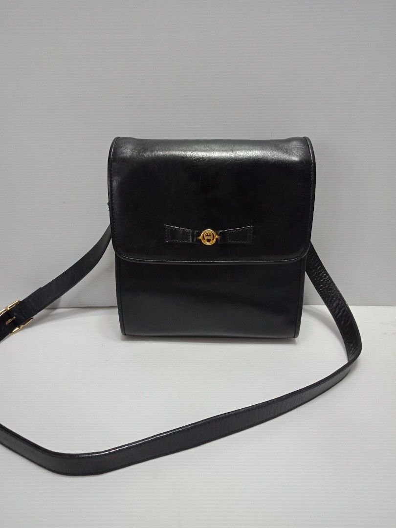 Aigner sling clearance bag