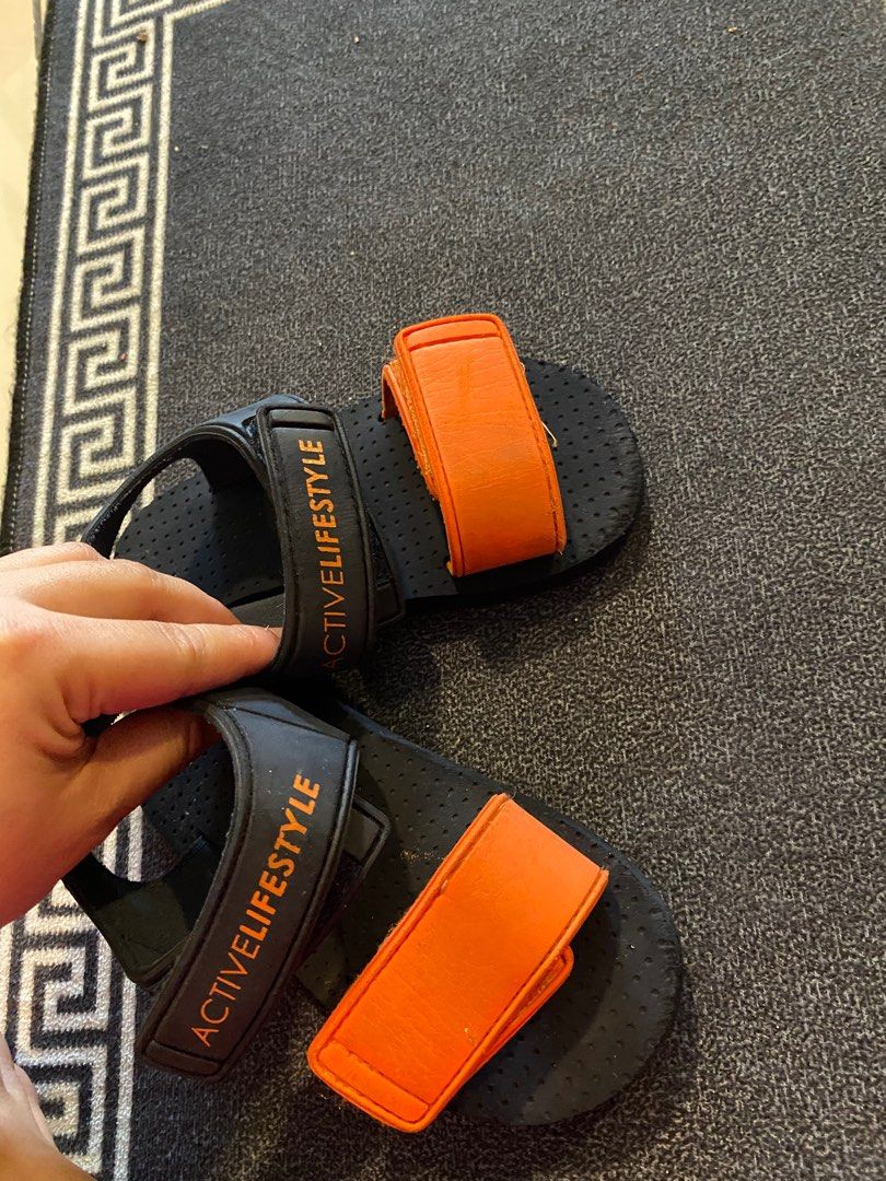 Al ikhsan store adidas sandal