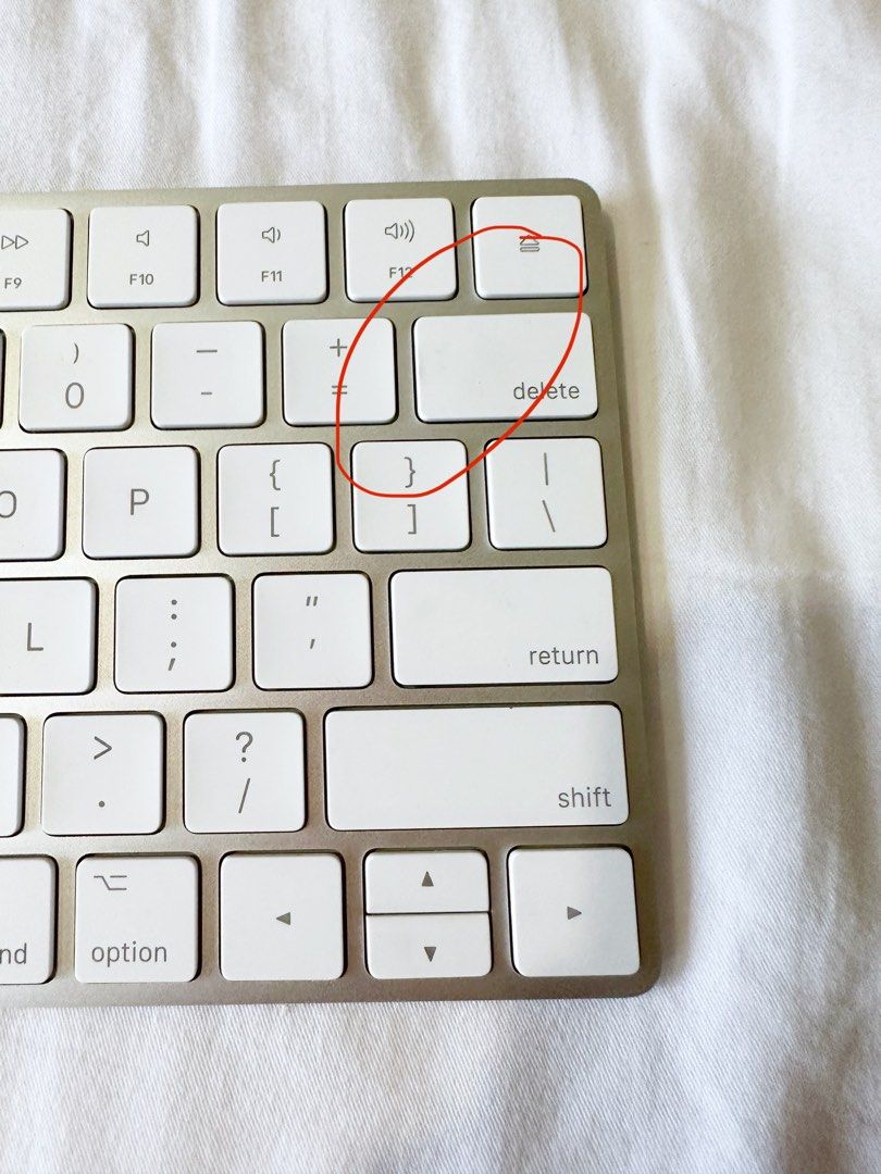 Apple Magic Keyboard, Computers & Tech, Parts & Accessories, Computer