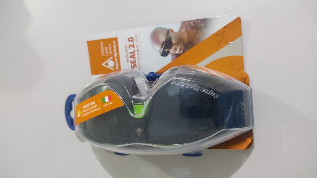 Aqua sphere seal 2.0 goggles, Men's Fashion, Bottoms, Swim Trunks