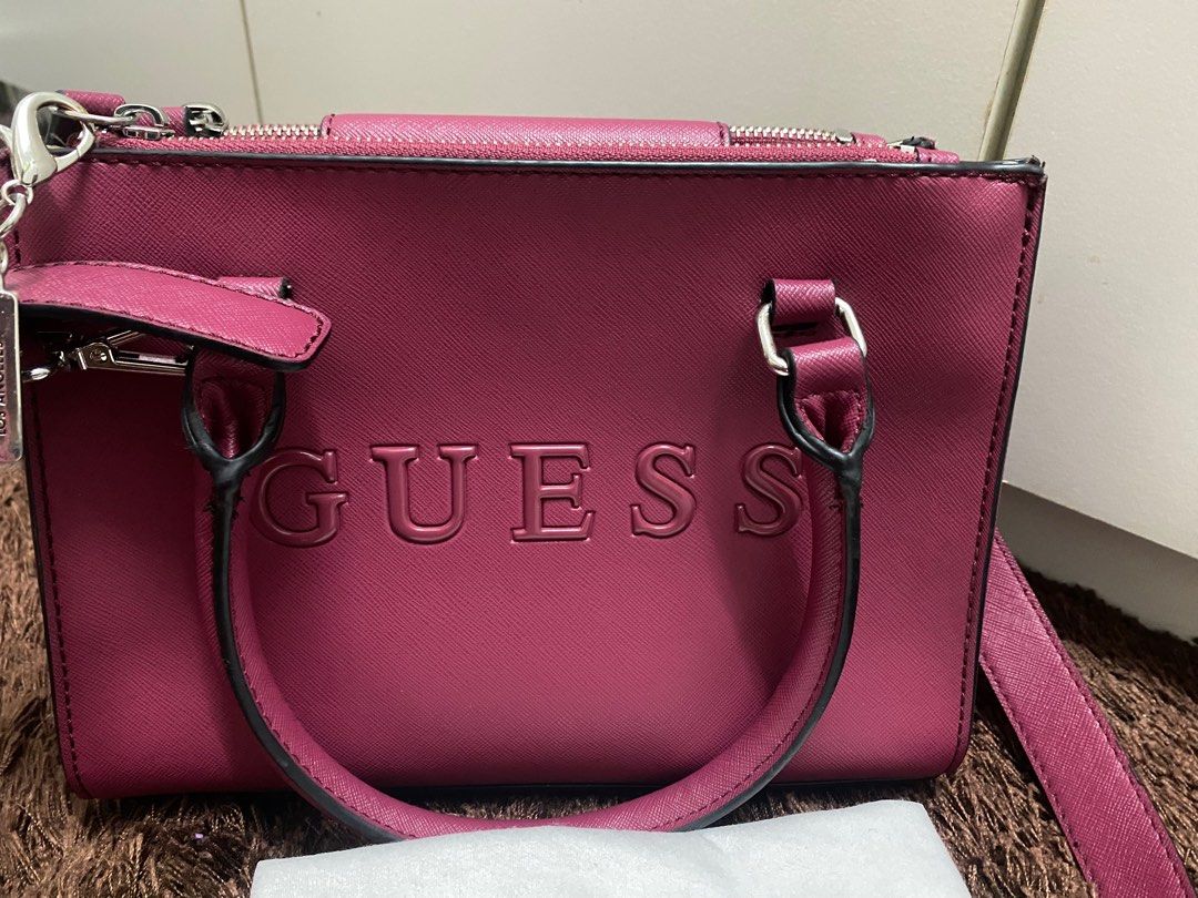 Authentic GUESS bag Women s Fashion Bags Wallets Cross body
