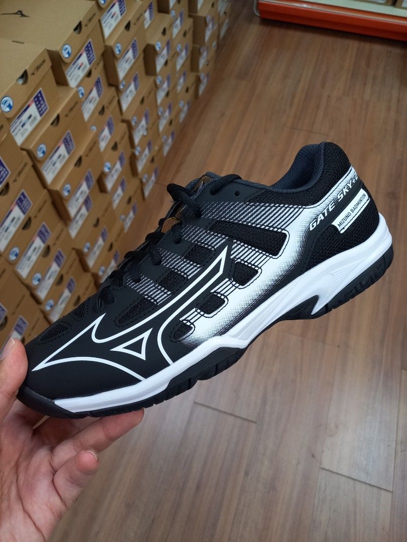 Mizuno gate sky 2 hotsell