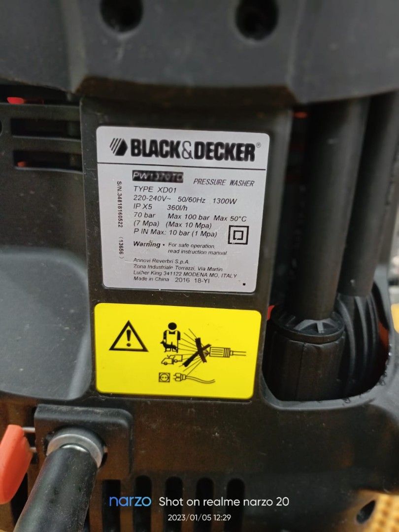 BLACK&DECKER WATER JET PW1370TD, Furniture & Home Living, Home Improvement & Organisation, Home