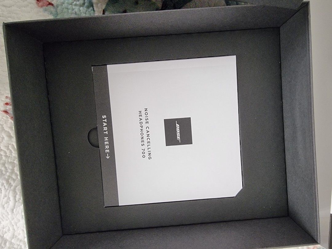 [With Warranty and Receipt] BOSE Noise Cancelling Headphones 700, Audio