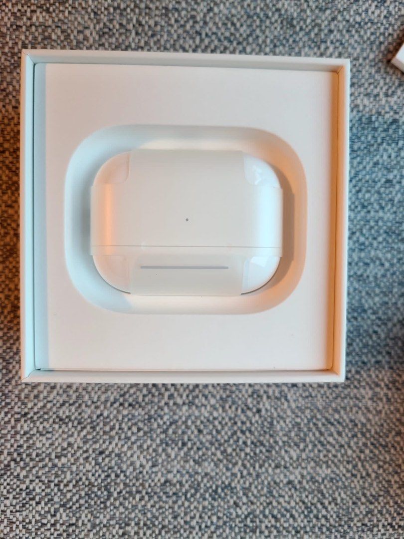 Airpods pro hotsell fortress