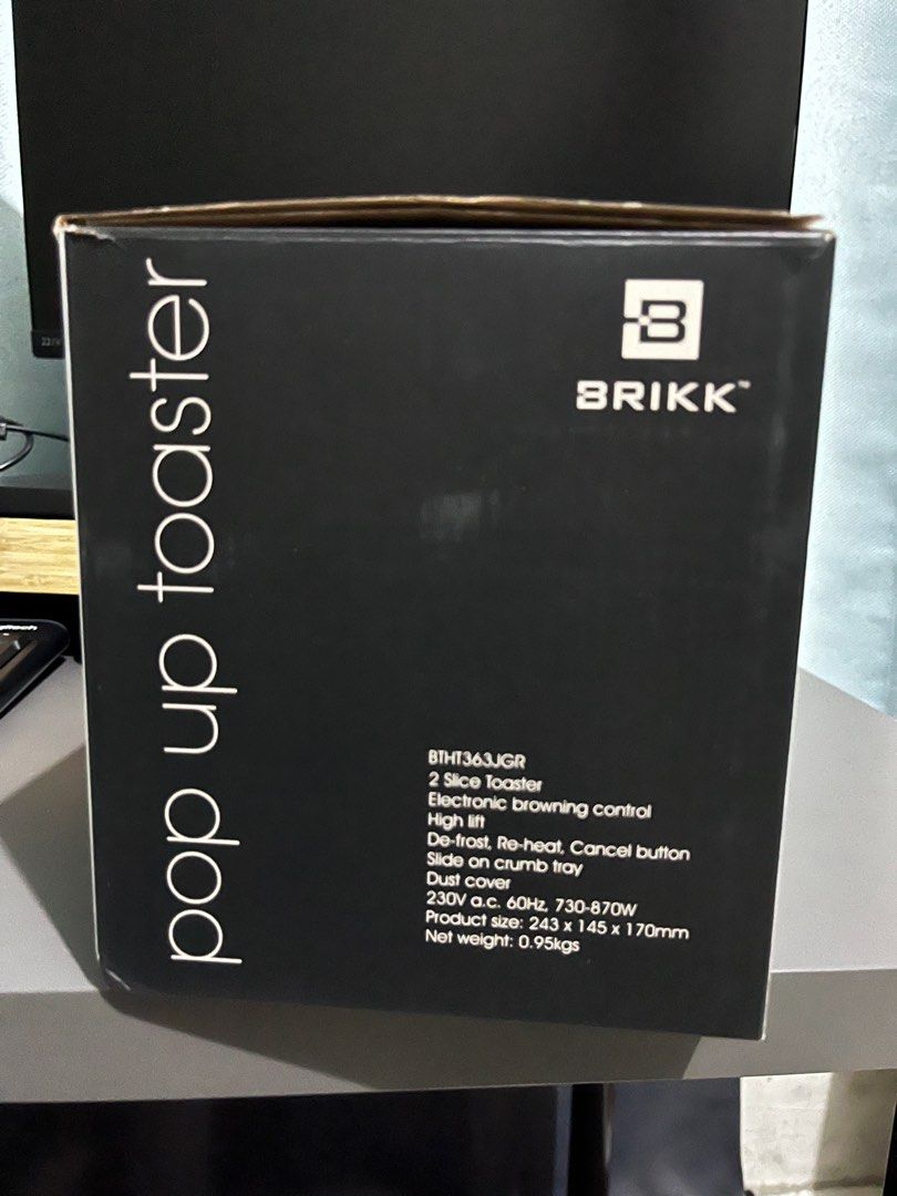 BRIKK Pop Up Toaster, TV & Home Appliances, Kitchen Appliances, Ovens & Toasters on Carousell