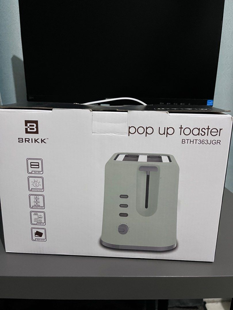 BRIKK Pop Up Toaster, TV & Home Appliances, Kitchen Appliances, Ovens & Toasters on Carousell