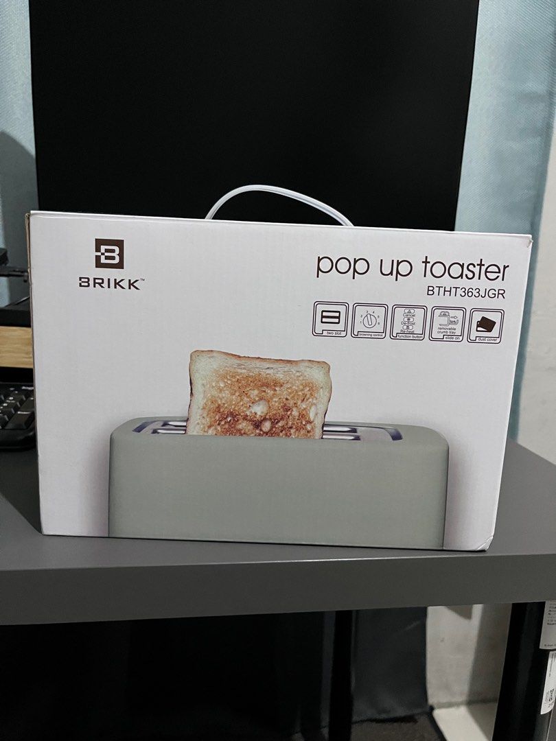 BRIKK Pop Up Toaster, TV & Home Appliances, Kitchen Appliances, Ovens & Toasters on Carousell