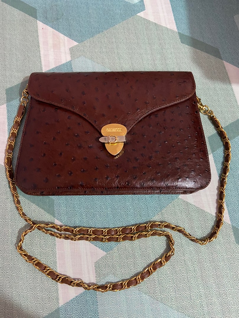 Capacci Chain Sling Bag, Women's Fashion, Bags & Wallets, Crossbody