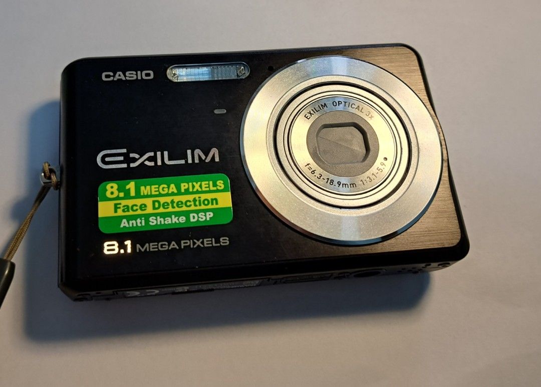 Casio ex-Z8 古董ccd 超薄身卡片, 興趣及遊戲, 收藏品及紀念品, 古董 