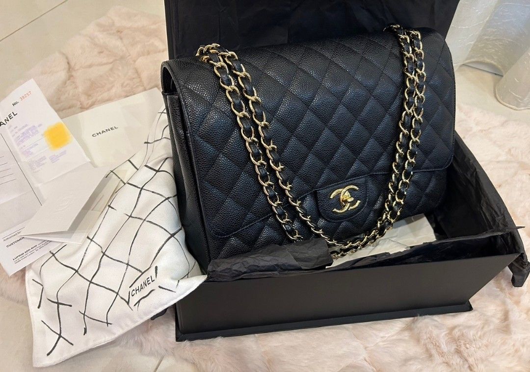 CHANEL Black Classic Double Flap Bag GHW, Luxury, Bags & Wallets on  Carousell