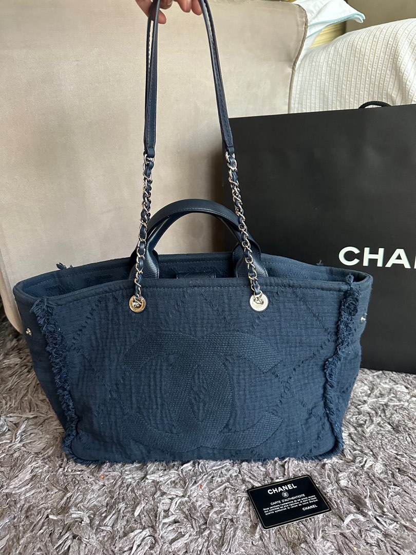 Chanel Medium Double Face Shopping Tote Navy Blue SHW, Luxury, Bags &  Wallets on Carousell