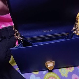 (Category: ) located in . Submitted by rafasthrift (Listing ID 1207853163, Image 1). Description: .
