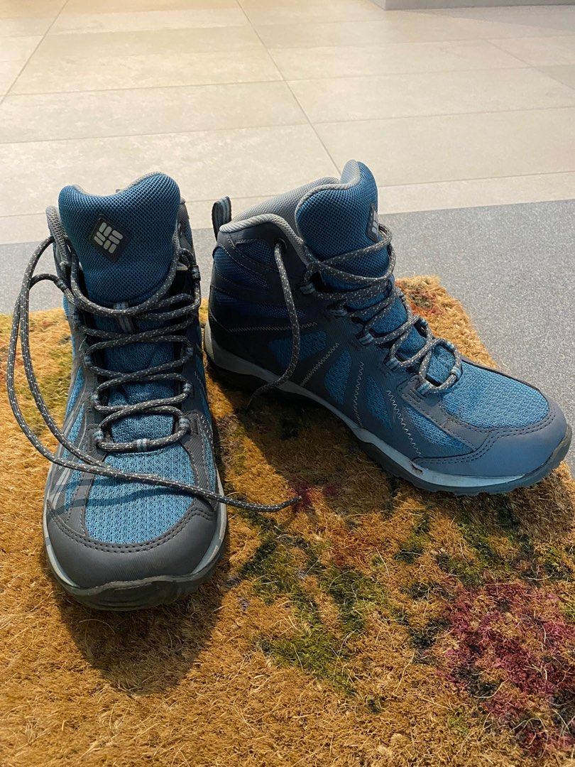Columbia Hiking Boots, Women's Fashion, Footwear, Boots on Carousell