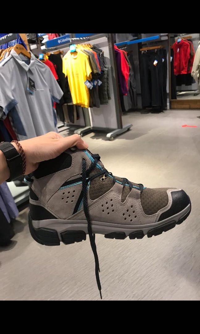 COLUMBIA ISOTERRA MID OUTDRY Olah Raga Perlengkapan Olahraga