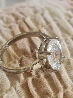 Cz crystal silver plated ring size 11