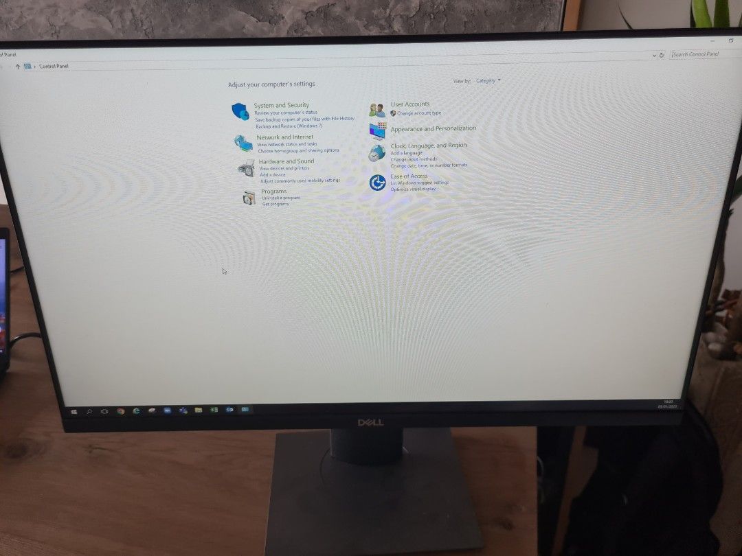 Dell 24 Monitor (P2419H) Review