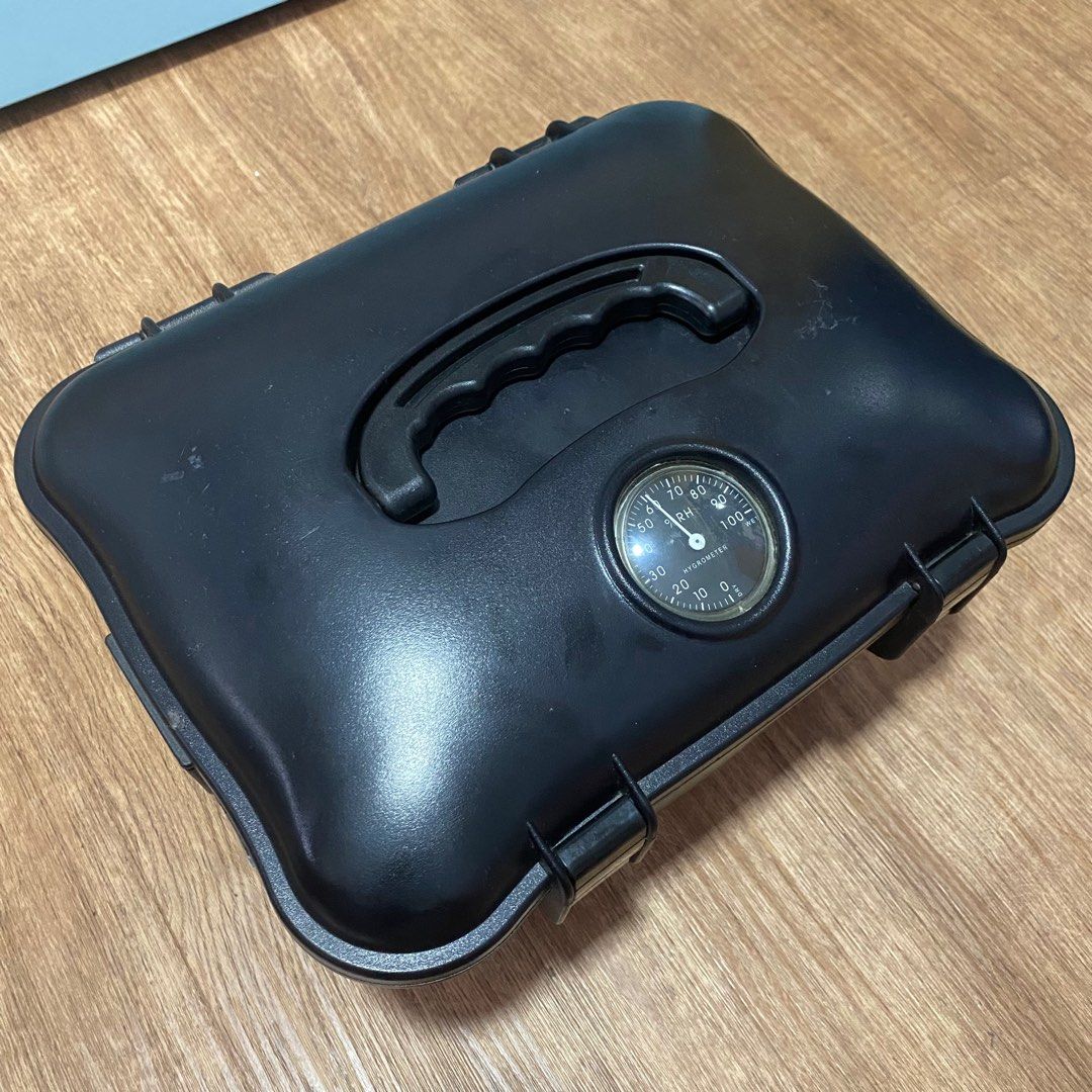 DigiCabi Portable 10L Dry Box with Silica Gel and Humidity Meter