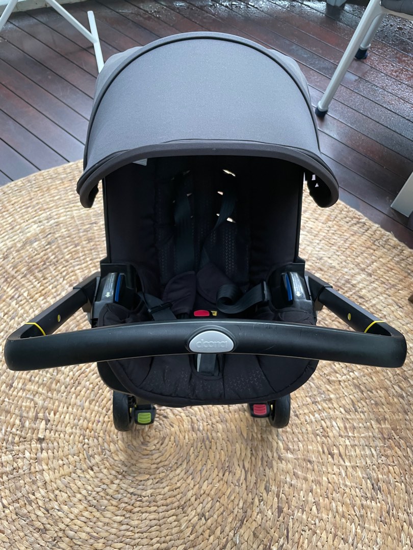 Doona car seat stroller with infant insert, bag and raincover, Babies