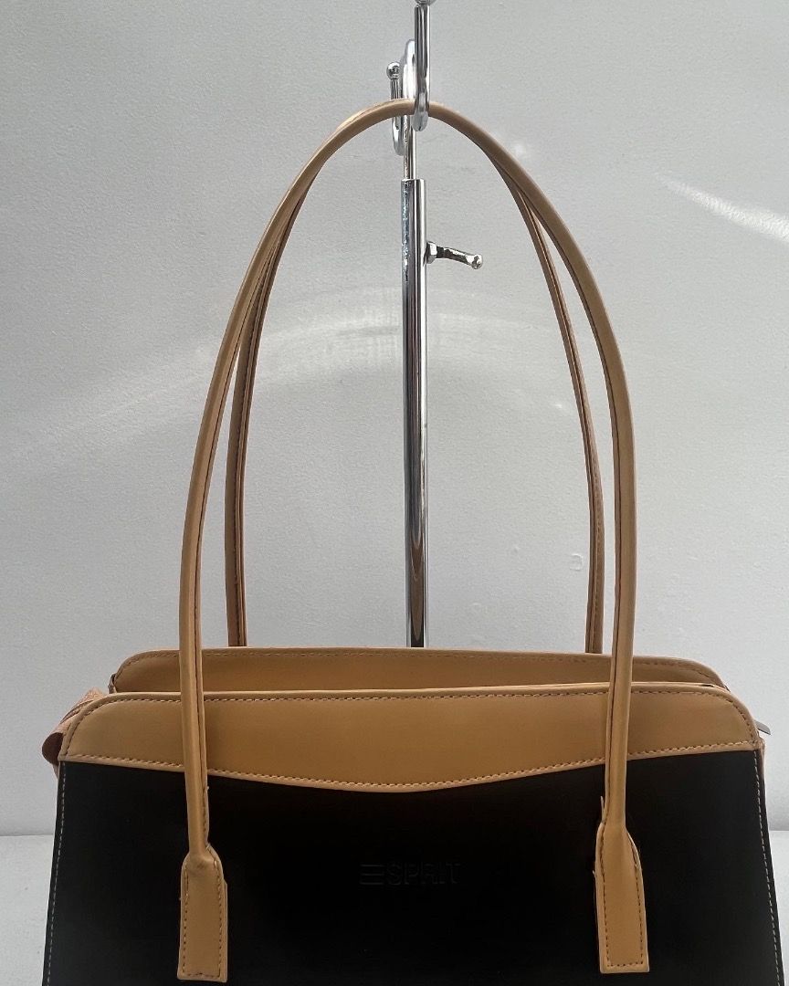 Esprit pochette hotsell