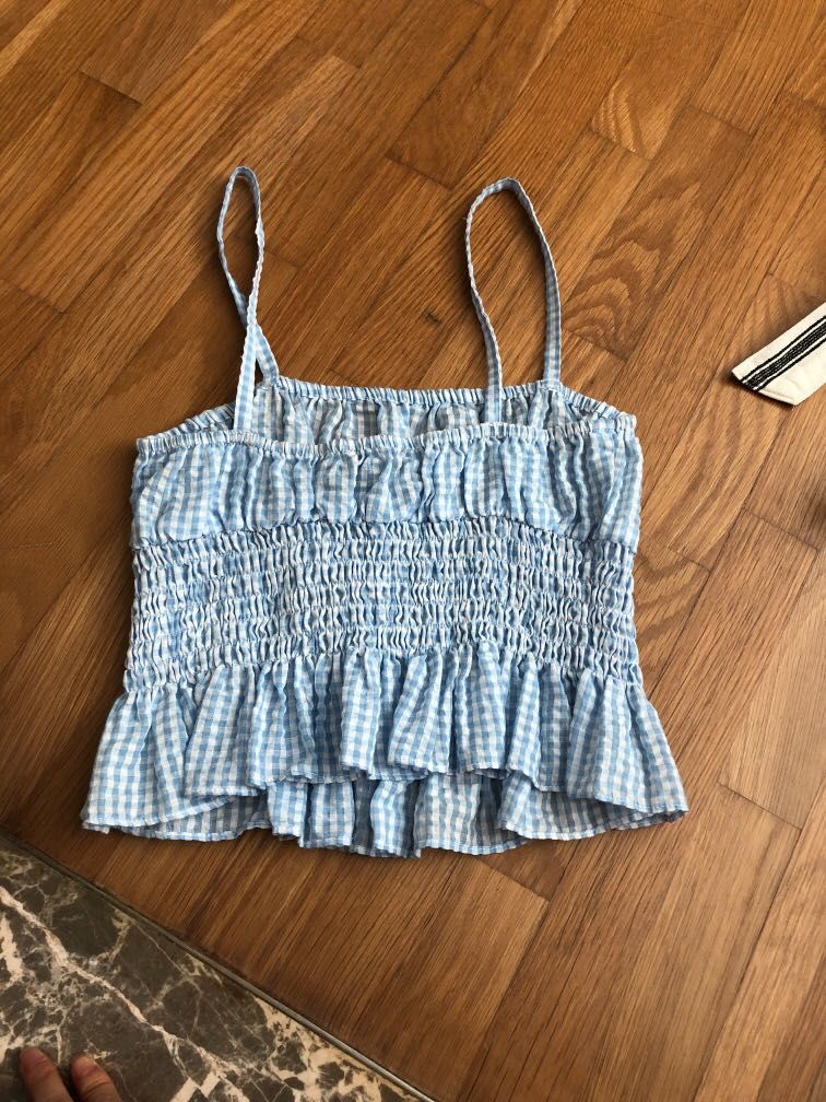 Gingham top, Women's Fashion, Tops, Sleeveless on Carousell