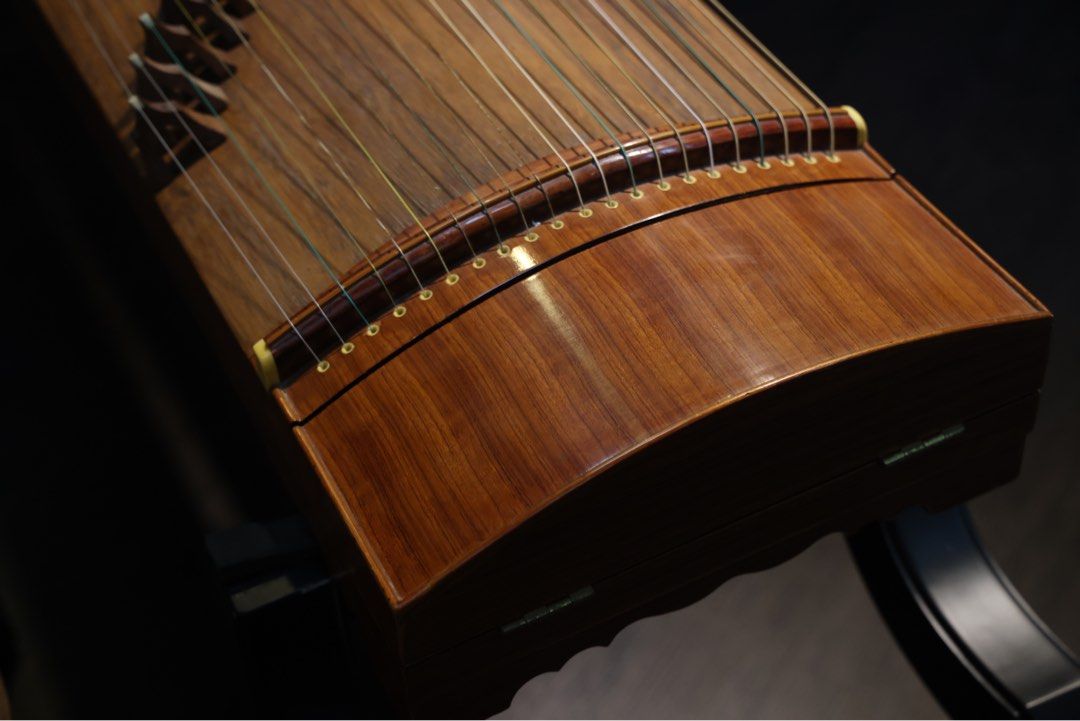 Guzheng Dunhuang rhymebrand, Hobbies & Toys, Music & Media, Musical Instruments on Carousell