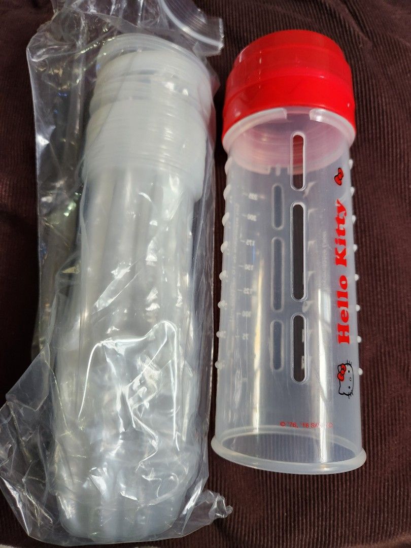 Hello kitty Feeding bottle with Liners, Babies & Kids, Nursing & Feeding, Weaning & Toddler