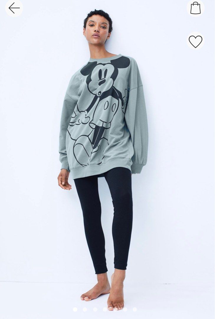 お洗濯によるシワございますameri Disney MICKEY TAG SWEAT TOP