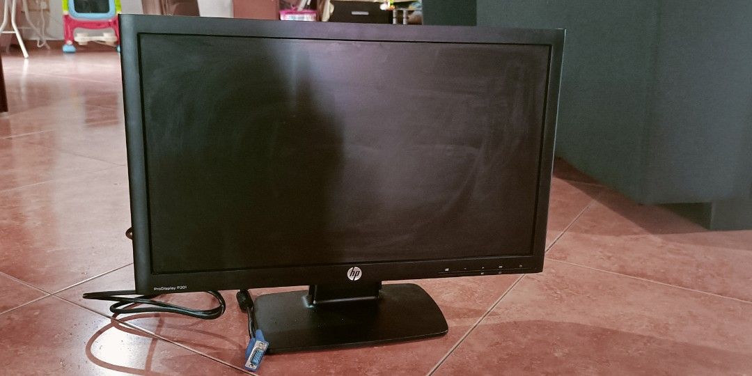 HP ProDisplay P201 Monitor, Computers & Tech, Desktops on Carousell