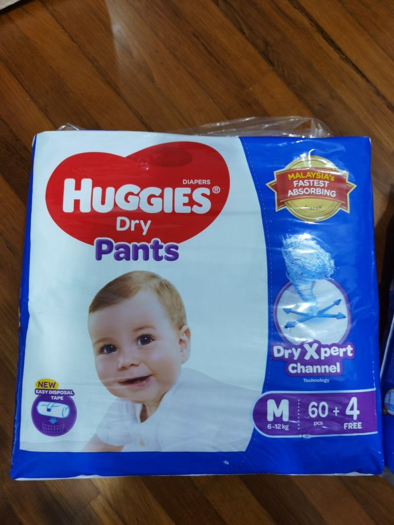 Huggies Diaper Pants (M), Babies & Kids, Bathing & Changing, Diapers
