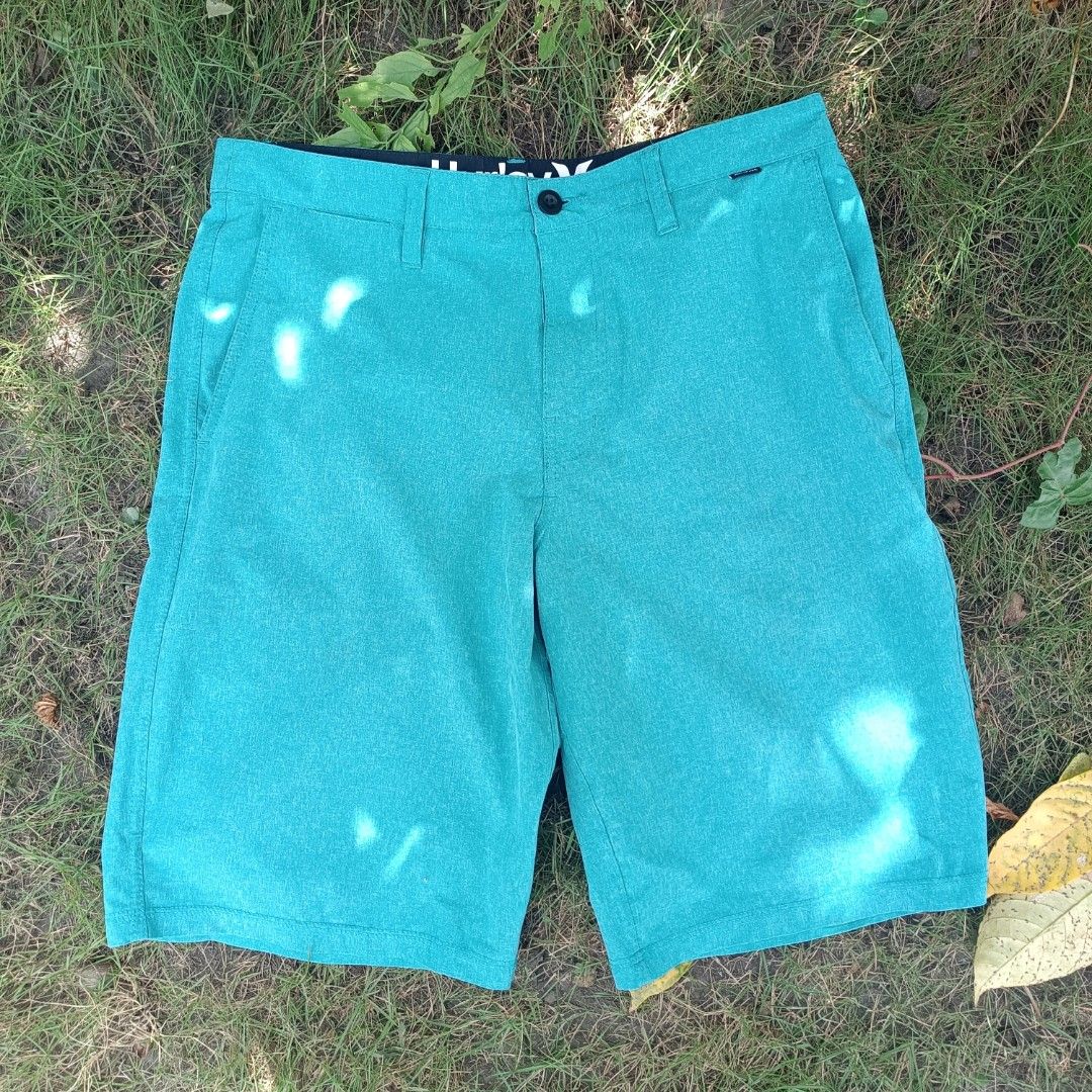 Hurley Phantom Boardwalk Walkshorts, Men's Fashion, Bottoms, Shorts on