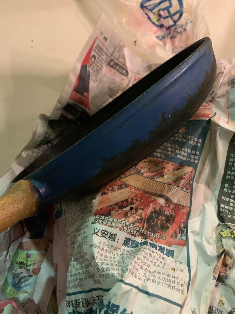 IKEA cast iron pan, Furniture & Home Living, Kitchenware & Tableware