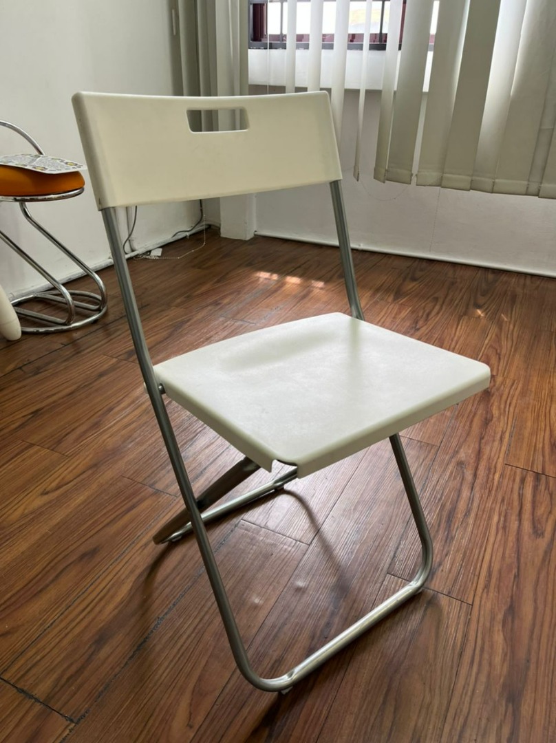 Gunde folding sale chair white