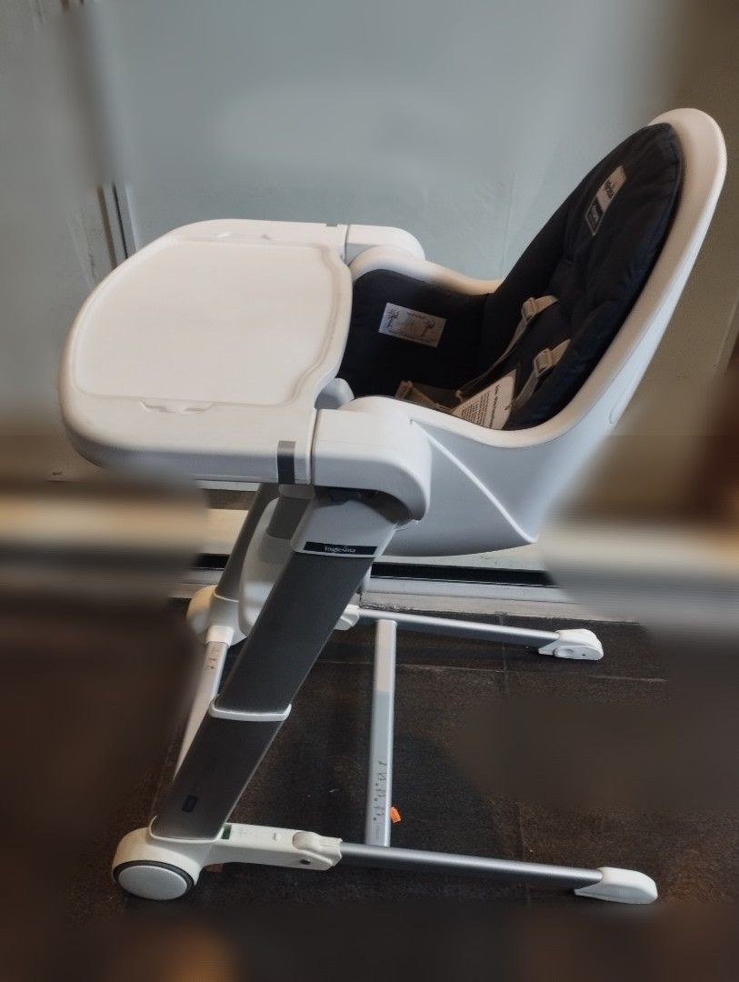 High Chair Inglesina Zuma, Babies & Kids, Nursing & Feeding, Baby High