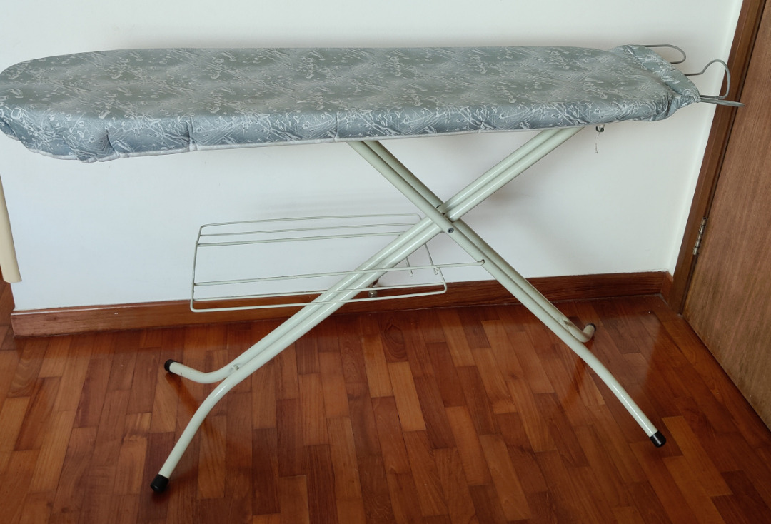 Ironing board with ironing board cover, Furniture & Home Living